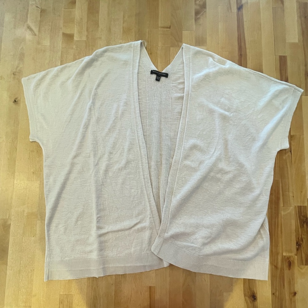Banana Republic Factory short sleeve cardigan (xs/s)